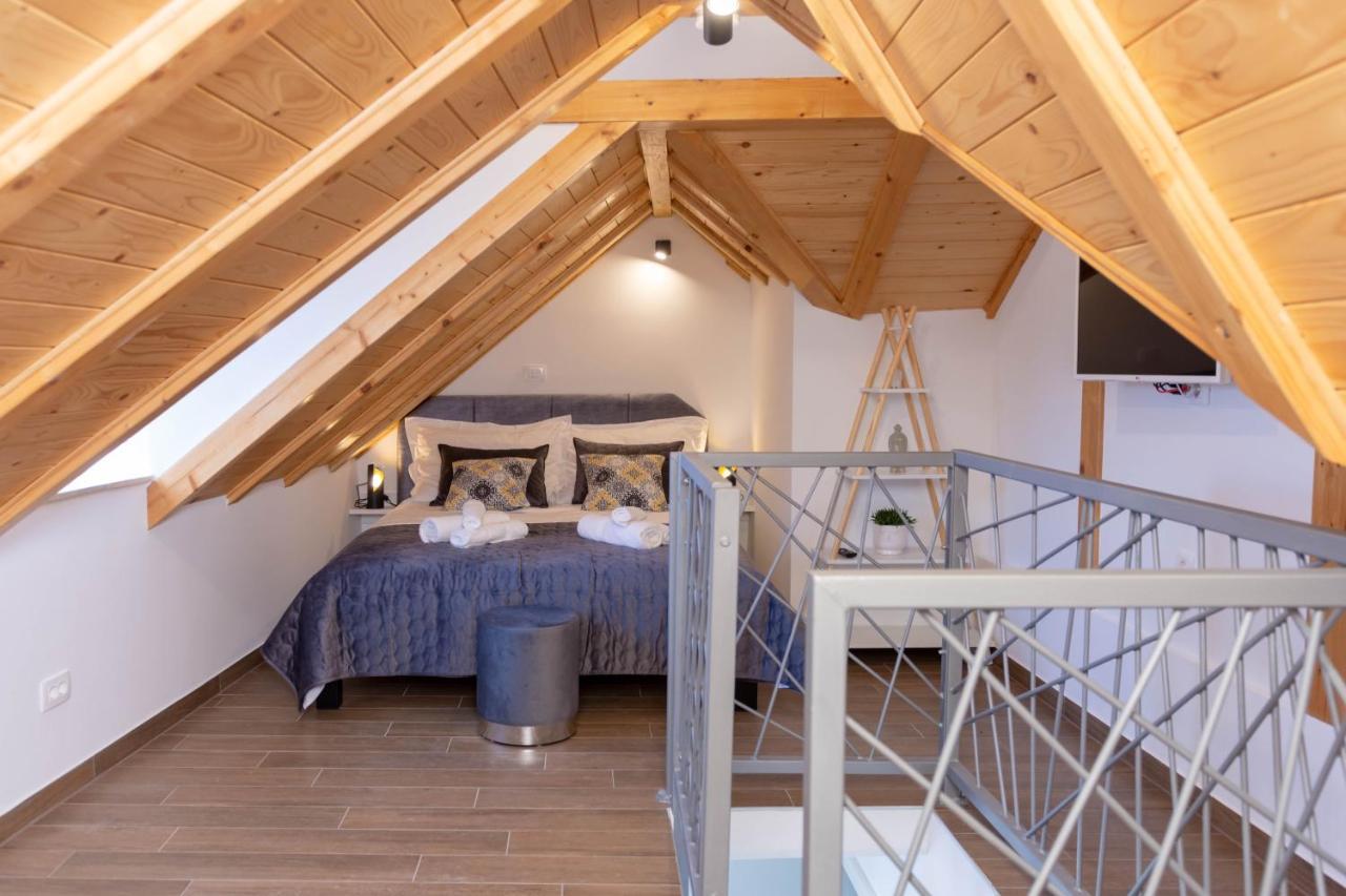 Luxury Rooms Rustic Chic Split Exterior foto
